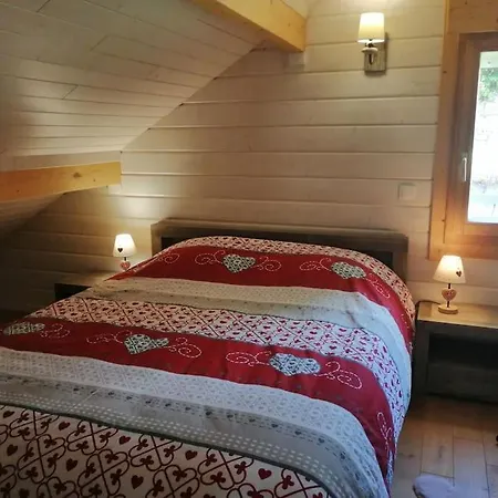 Le Chalet De Mary Sauna Jacuzzi 6 Personnes * La Bresse