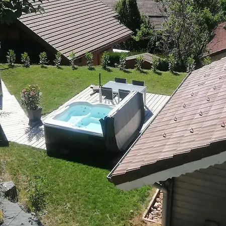 Le Chalet De Mary Sauna Jacuzzi 6 Personnes *